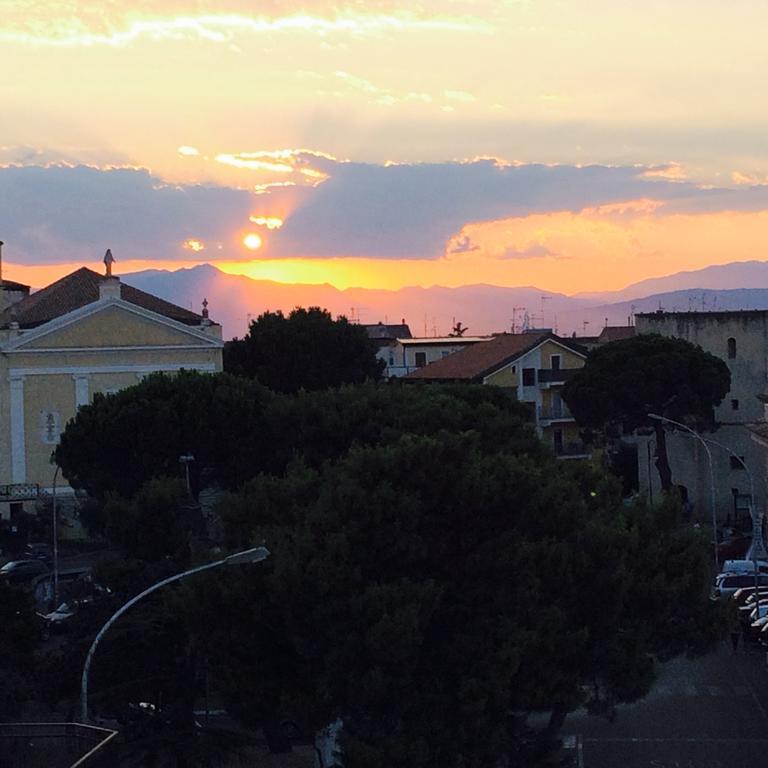 B&B Il Quadrato Marina di Schiavonea Bagian luar foto