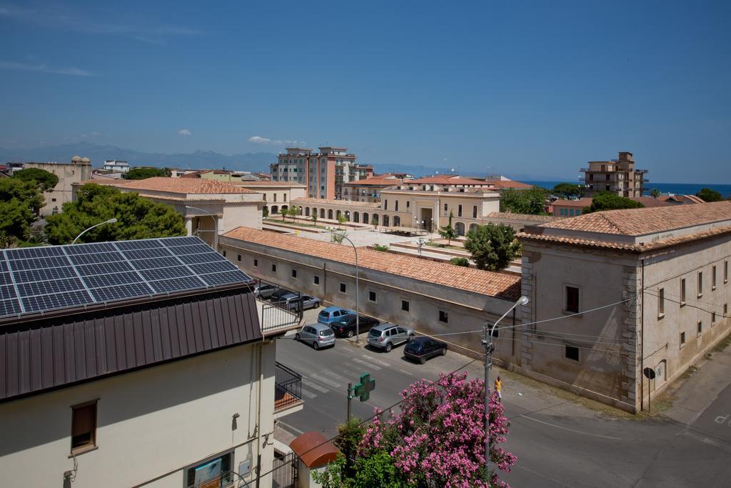 B&B Il Quadrato Marina di Schiavonea Bagian luar foto