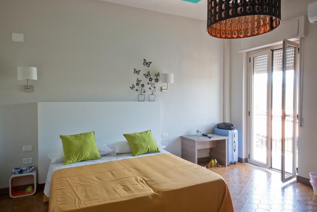 B&B Il Quadrato Marina di Schiavonea Bagian luar foto